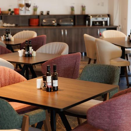 Suru Hotel & Restaurant Buşteni Εξωτερικό φωτογραφία