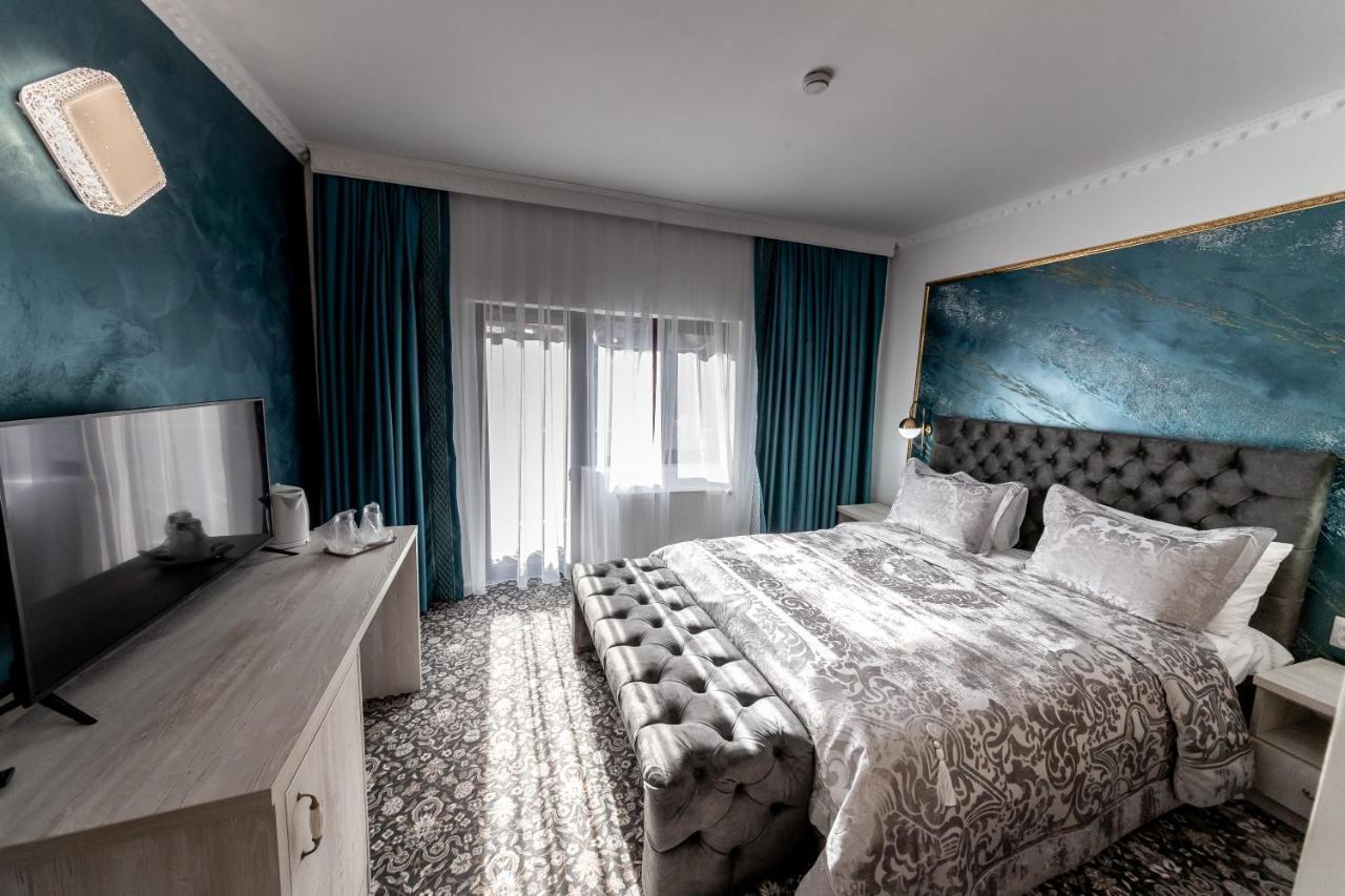 Suru Hotel & Restaurant Buşteni Εξωτερικό φωτογραφία