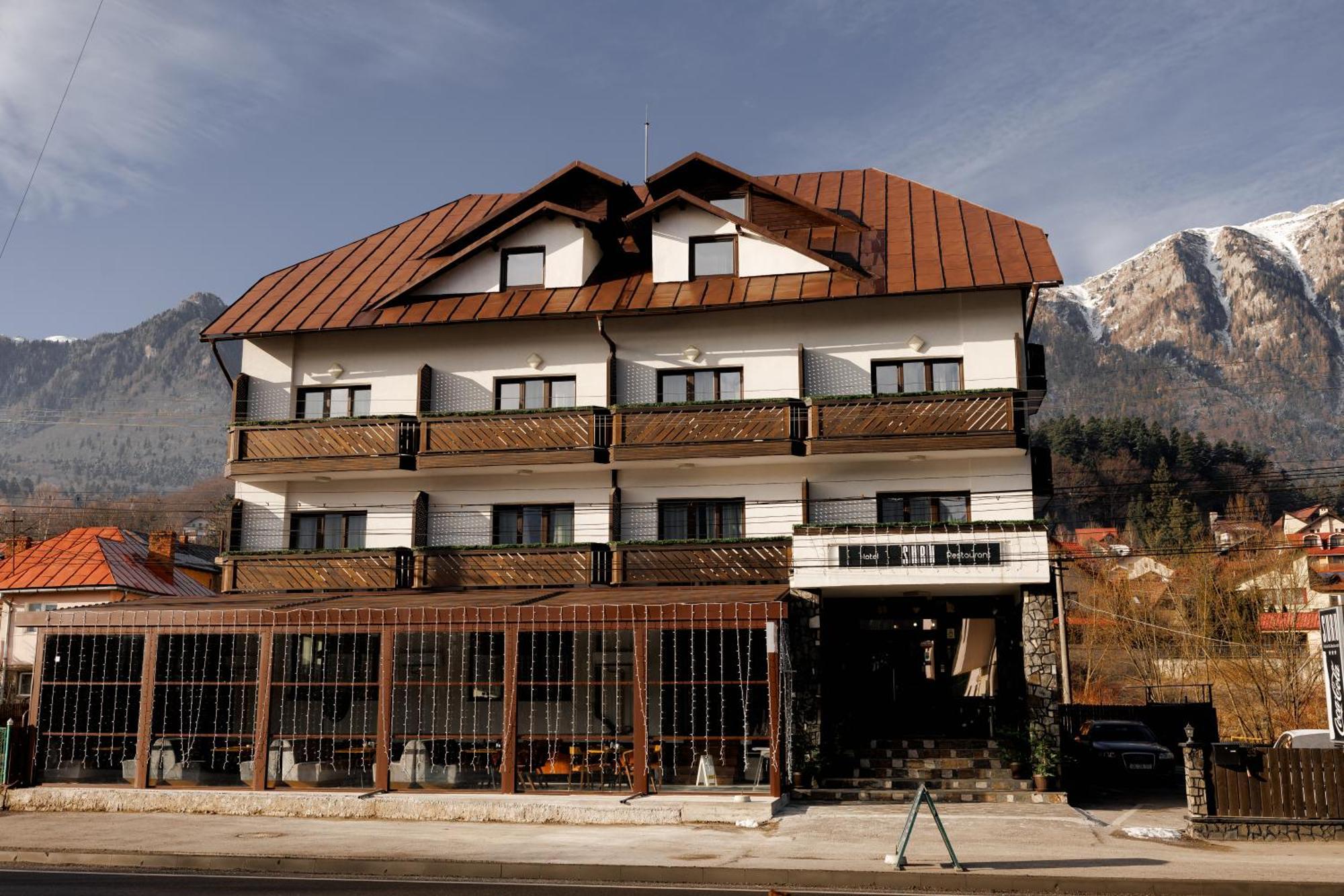 Suru Hotel & Restaurant Buşteni Εξωτερικό φωτογραφία
